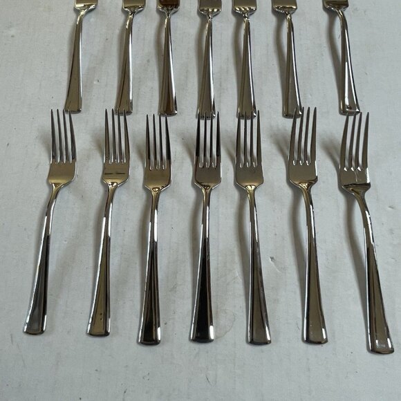 Oneida Moda Stainless Steel Forks 14 Pieces Replacement - Picture 2 of 7